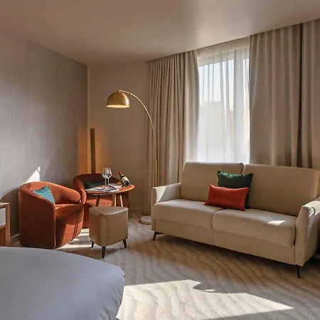 Sofitel Le Grand Ducal מלון 5*