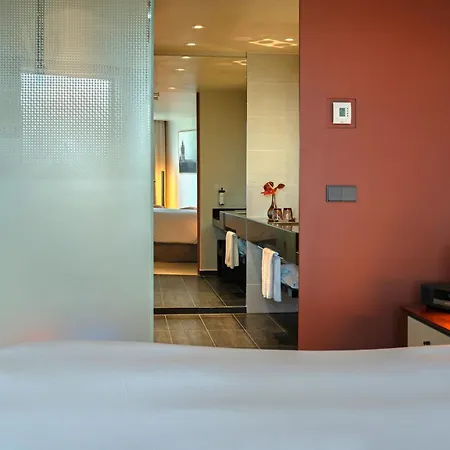 מלון Sofitel Le Grand Ducal 5*