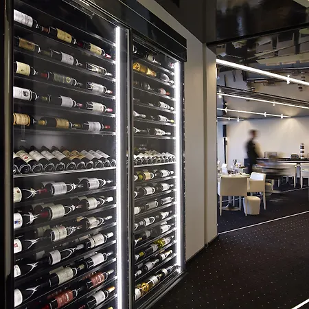 Отель Sofitel Le Grand Ducal 5*