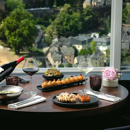Sofitel Le Grand Ducal Szálloda 5*
